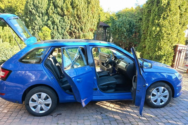 Skoda Fabia 1.0 MPI+LPG Salon Polska F.VAT 23% 35600 Netto zdjęcie 4