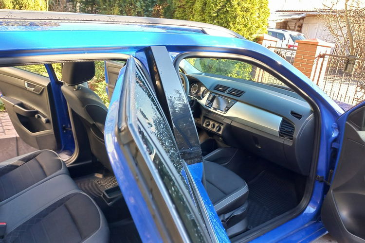 Skoda Fabia 1.0 MPI+LPG Salon Polska F.VAT 23% 35600 Netto zdjęcie 9
