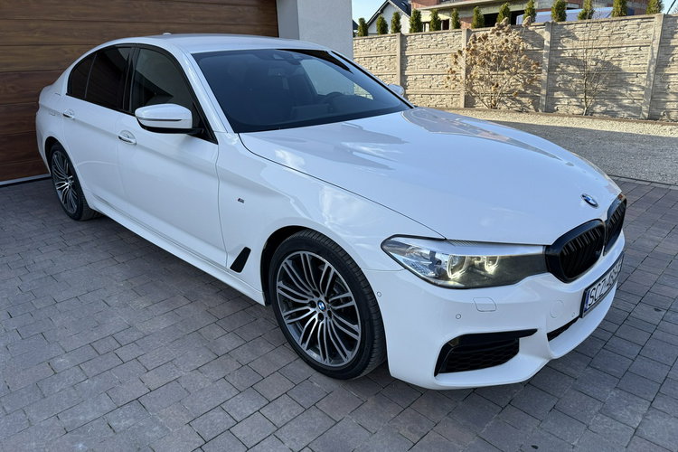 BMW 520 2.0 190KM XDrive kamery 360 M Pakiet Brutto krajówka zdjęcie 3