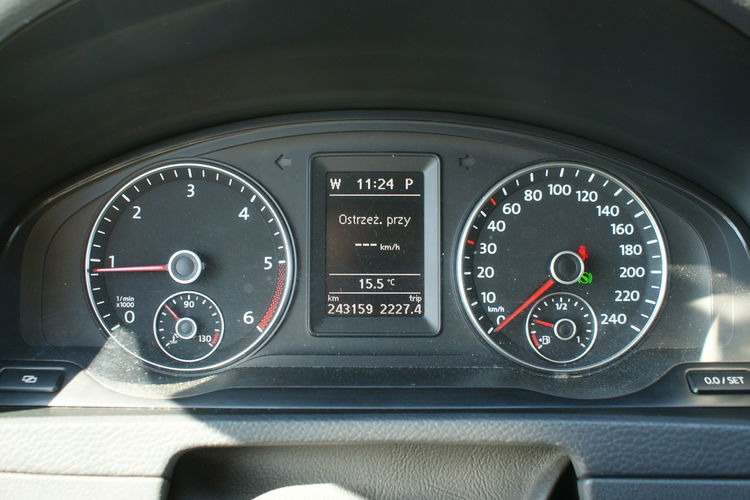 Volkswagen Multivan zdjęcie 22