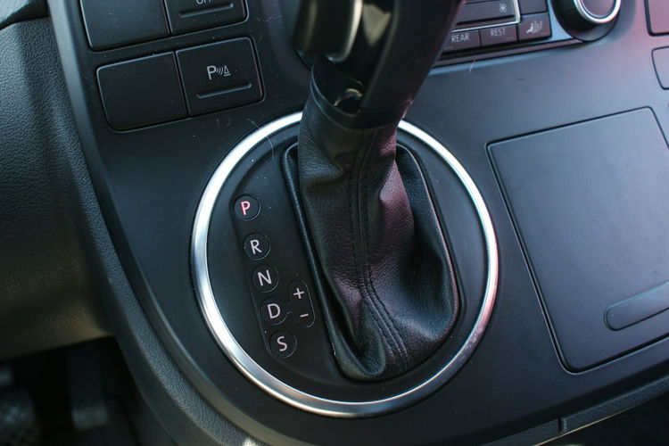 Volkswagen Multivan zdjęcie 25