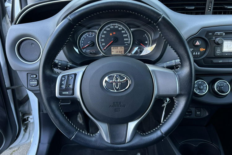 Toyota Yaris 1.0 VVT-i 69KM ACTIVE, salon Polska zdjęcie 11