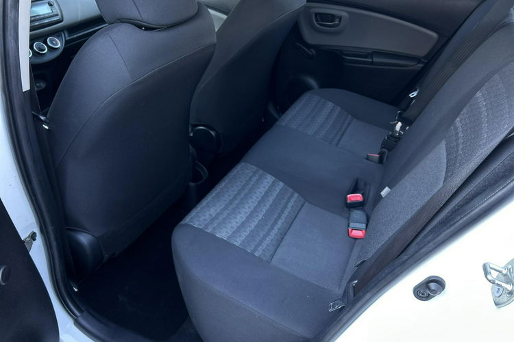 Toyota Yaris 1.0 VVT-i 69KM ACTIVE, salon Polska zdjęcie 21