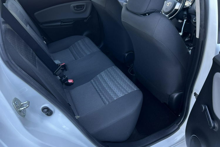 Toyota Yaris 1.0 VVT-i 69KM ACTIVE, salon Polska zdjęcie 24