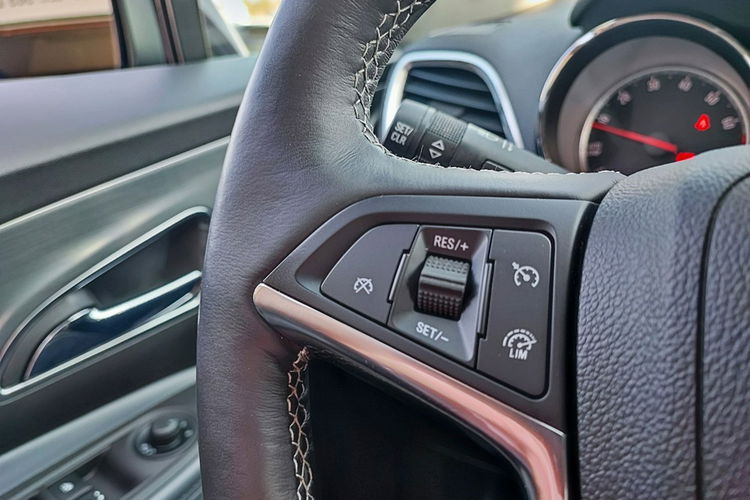 Opel Mokka Innovation ecoFlex 4x4 1.4 Turbo + piękny oryginalny lakier zdjęcie 15