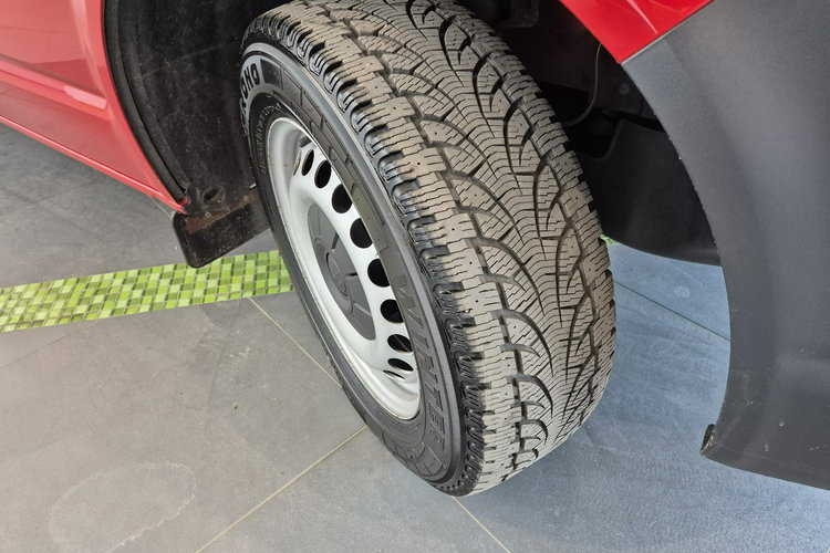 Transporter Volkswagen Transporter T6 2.0 TDi LONG / BEZWYPADKOWY / WEBASTO /1 wł zdjęcie 16