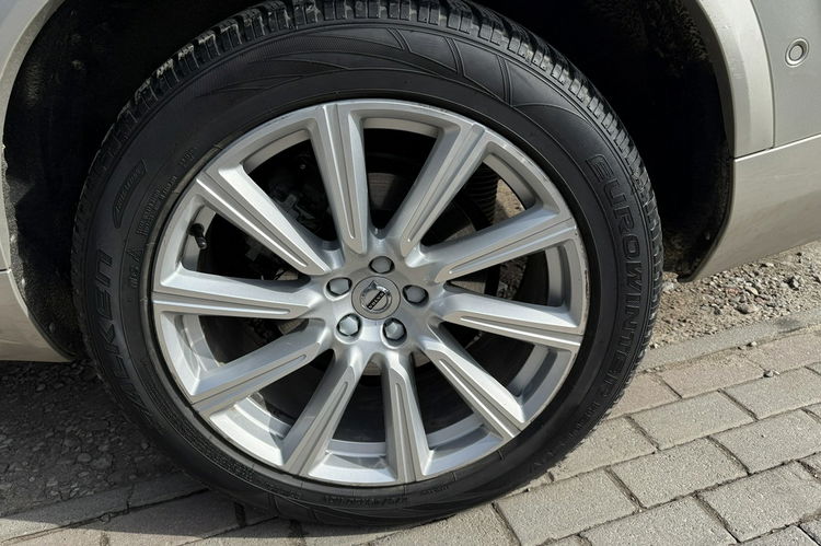 Volvo XC 90 2.0D5 inscription panoram full led Navi skóra salon PL 1 wl bezwypadk zdjęcie 10