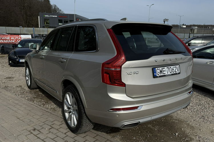 Volvo XC 90 2.0D5 inscription panoram full led Navi skóra salon PL 1 wl bezwypadk zdjęcie 12