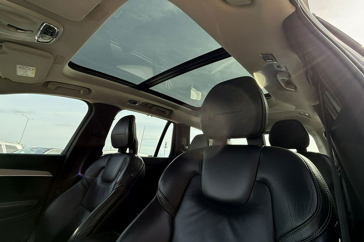 Volvo XC 90 2.0D5 inscription panoram full led Navi skóra salon PL 1 wl bezwypadk zdjęcie 27