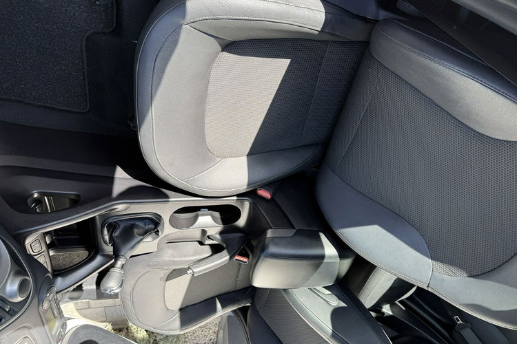 Hyundai ix35 Bardzo zadbana - oryginalny przebieg zdjęcie 29