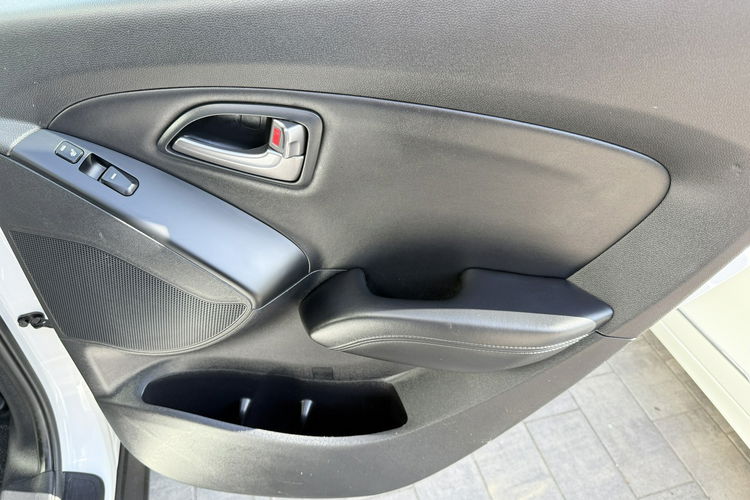 Hyundai ix35 Bardzo zadbana - oryginalny przebieg zdjęcie 32