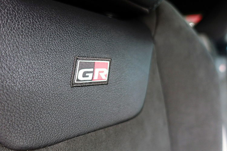 Toyota C-HR GR-SPORT 2.0 184KM Skóra Gwarancja FABRYCZNA Kraj Bezwyp 1wł 4x2 zdjęcie 10