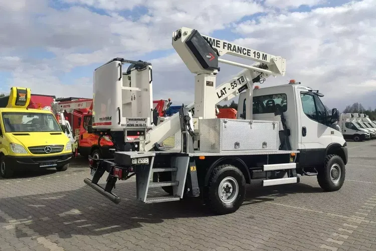 Iveco Daily 55S17W 4x4 Zwyżka 19m Versalift Lat 55 TB Time France zdjęcie 18