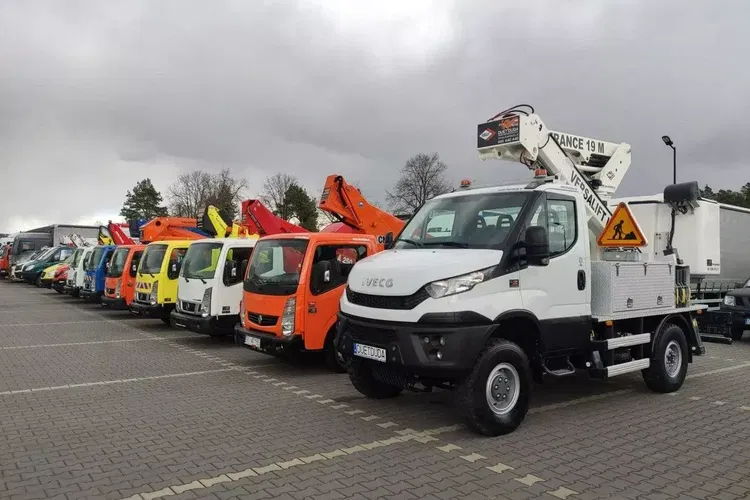 Iveco Daily 55S17W 4x4 Zwyżka 19m Versalift Lat 55 TB Time France zdjęcie 2