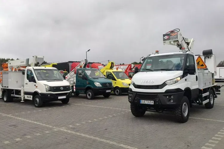 Iveco Daily 55S17W 4x4 Zwyżka 19m Versalift Lat 55 TB Time France zdjęcie 9