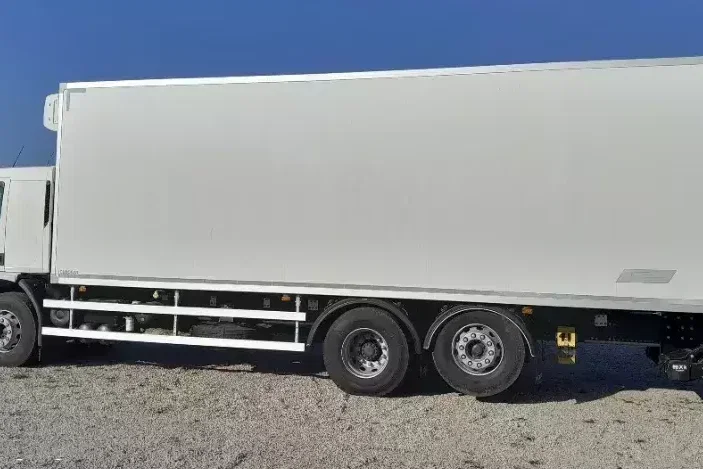 Volvo FE / NOWA chłodnia IGLOOCAR / 350 KM / 6x2 / 3 sztuki zdjęcie 8