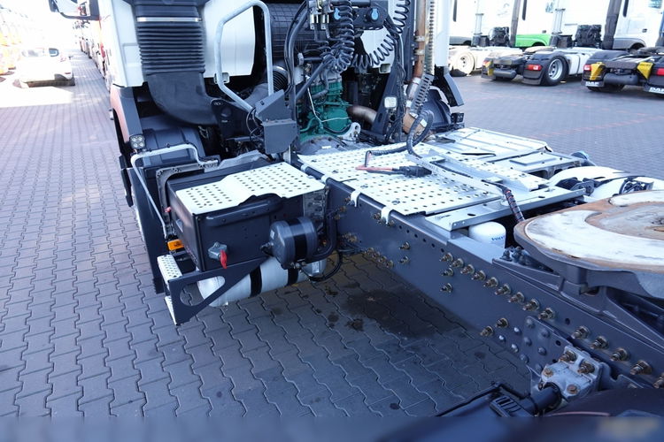 Volvo FMX 420 / 13 LITROWY / NISKA KABINA / SPROWADZONY / EURO 6 zdjęcie 14