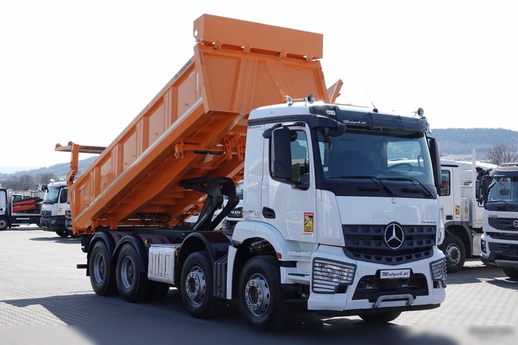 Mercedes AROCS 3243 / 8x4 / WYWROTKA + HYDROBURTA / BORDMATIC / MEILLER KIPPER / EURO 6 / OPONY 100 % zdjęcie 9