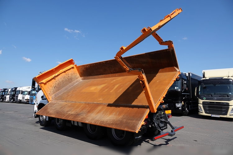 Mercedes AROCS 3243 / 8x4 / WYWROTKA + HYDROBURTA / BORDMATIC / MEILLER KIPPER / EURO 6 / OPONY 100 % zdjęcie 12