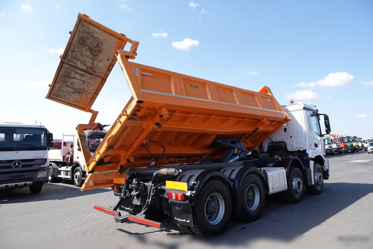 Mercedes AROCS 3243 / 8x4 / WYWROTKA + HYDROBURTA / BORDMATIC / MEILLER KIPPER / EURO 6 / OPONY 100 % zdjęcie 14