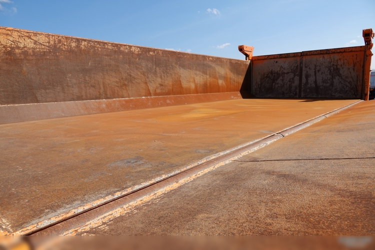 Mercedes AROCS 3243 / 8x4 / WYWROTKA + HYDROBURTA / BORDMATIC / MEILLER KIPPER / EURO 6 / OPONY 100 % zdjęcie 35