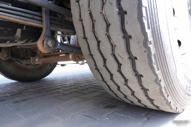 Mercedes AROCS 3243 / 8x4 / WYWROTKA + HYDROBURTA / BORDMATIC / MEILLER KIPPER / EURO 6 / OPONY 100 % zdjęcie 38