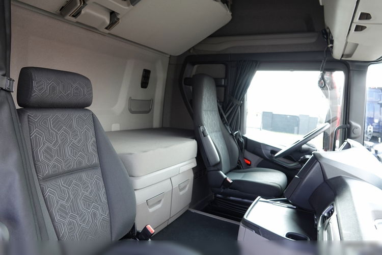 Scania R 450 / OPONY 100% / 2021 ROK / PO ZŁOTYM KONTRAKCIE SERWISOWYM / zdjęcie 34