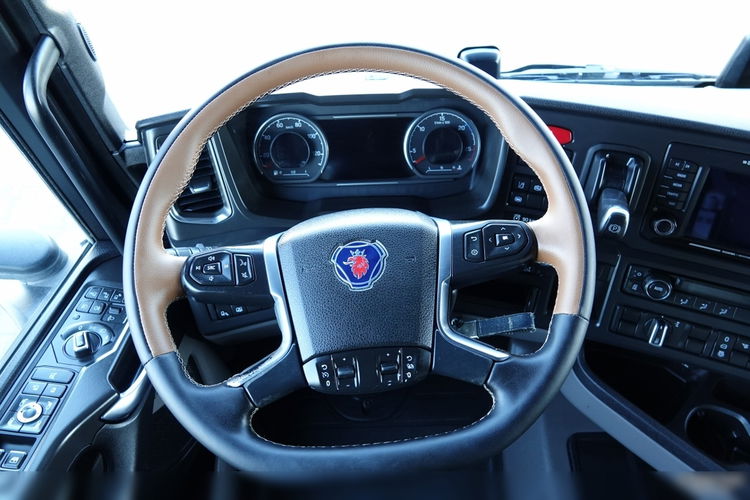 Scania R 450 / RETARDER /  HYDRAULIKA / NISKA KABINA /  ALUFELGI / OPONY 100% / PO KONTRAKCIE SERWISOWYM zdjęcie 27