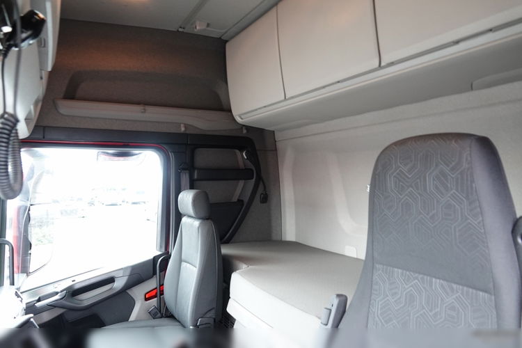 Scania R 450 / LOWDECK / MEGA / 2020 ROK / PO ZŁOTYM KONTRAKCIE SERWISOWYM / zdjęcie 24