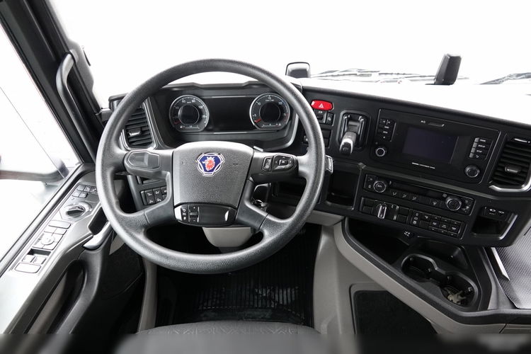 Scania R 450 / LOWDECK / MEGA / 2020 ROK / PO ZŁOTYM KONTRAKCIE SERWISOWYM / zdjęcie 28