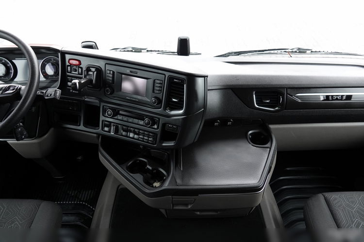 Scania R 450 / LOWDECK / MEGA / 2020 ROK / PO ZŁOTYM KONTRAKCIE SERWISOWYM / zdjęcie 30