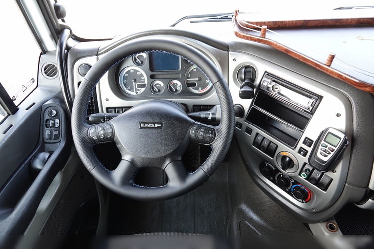 DAF XF 460 / SUPER SPACE CAB / RETARDER  zdjęcie 29