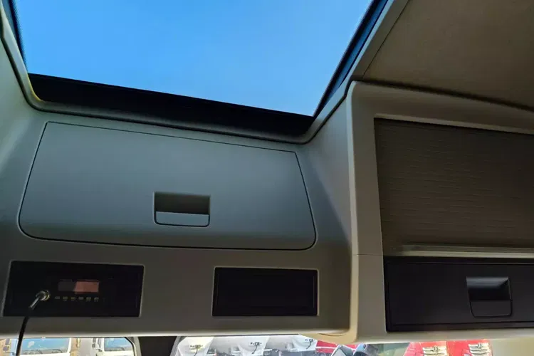 Volvo FH4 500 / AUTOMAT / LOW DECK / NA 25 LECIE / TV / zdjęcie 32