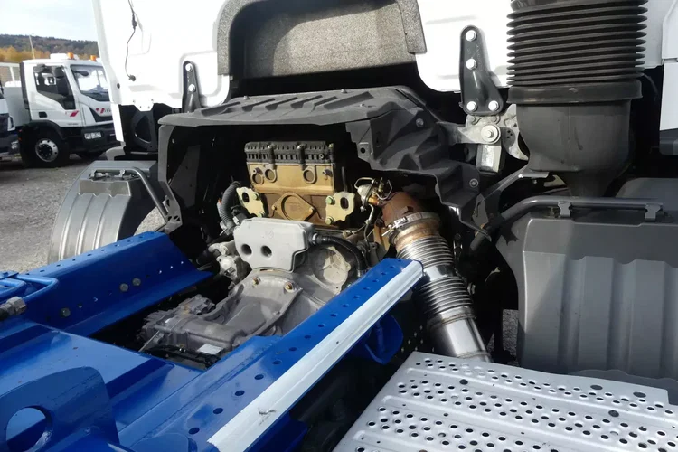 Mercedes ANTOS 2540 / 6x2 / HAKOWIEC 20t / EURO 6 / IDEALNY STAN / zdjęcie 25