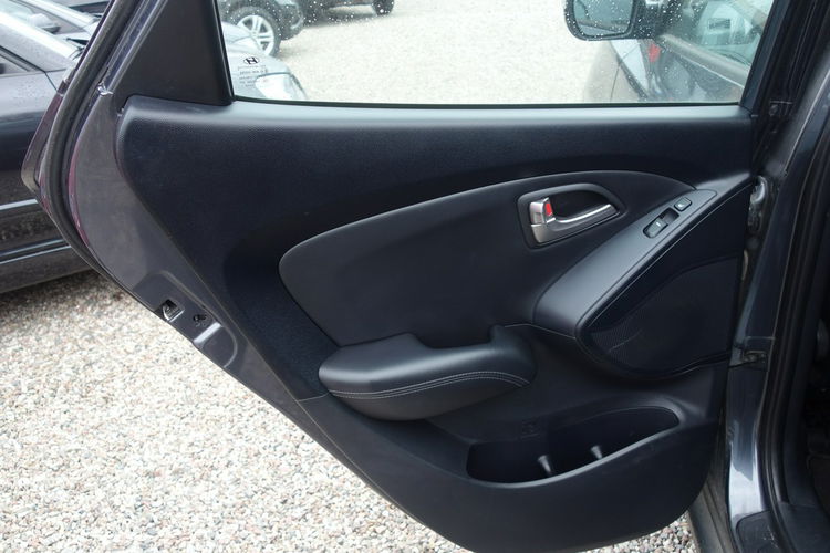 Hyundai ix35 Hyundaj IX 35 2010 2.0 benzyna z gazem 163km automat pół skóry 4x4 zdjęcie 10