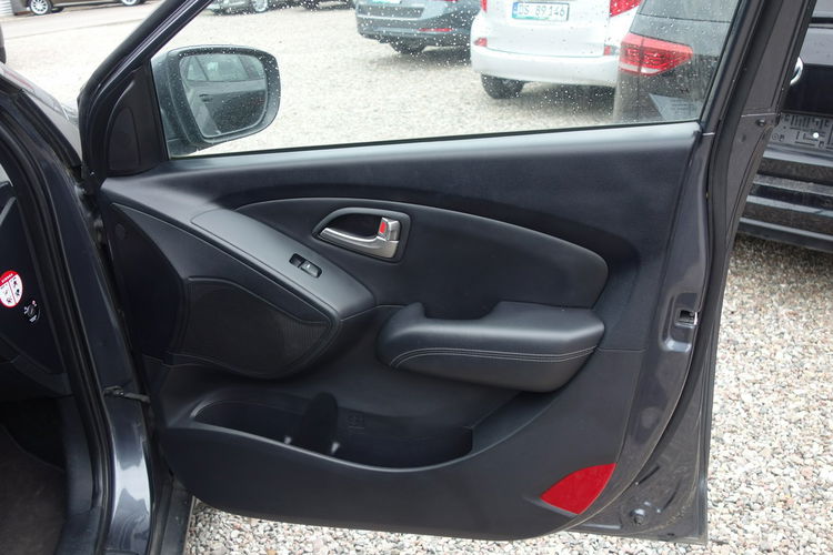 Hyundai ix35 Hyundaj IX 35 2010 2.0 benzyna z gazem 163km automat pół skóry 4x4 zdjęcie 16