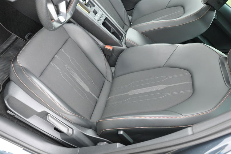 Cupra Formentor 2.0TSI 190KM 4Drive DSG Kamera Podgrz. Kier. FullLink Gwar. DealerFV zdjęcie 10