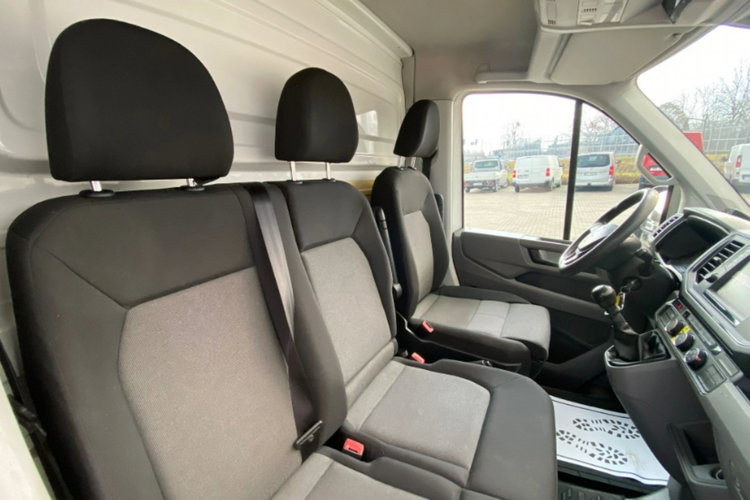 Crafter Volkswagen CRAFTER 2.0 TDi 177 / UNIKATOWY / WYSOKI KONTENER / E6 zdjęcie 14
