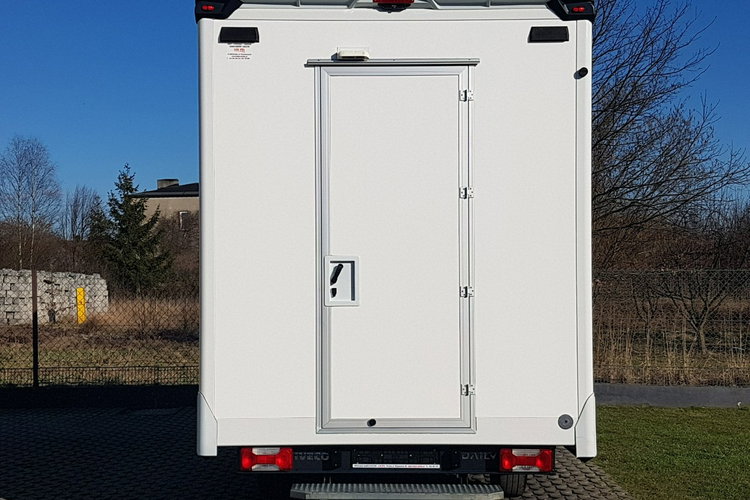 Iveco Daily KONTENER NISKOPODŁOGOWY 4.43x2.23x2.42 SKLEP BAR FOODTRUCK KAMPER AC zdjęcie 16