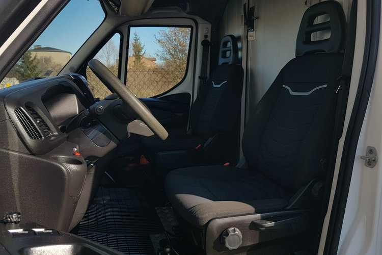 Iveco Daily KONTENER NISKOPODŁOGOWY 4.43x2.23x2.42 SKLEP BAR FOODTRUCK KAMPER AC zdjęcie 7