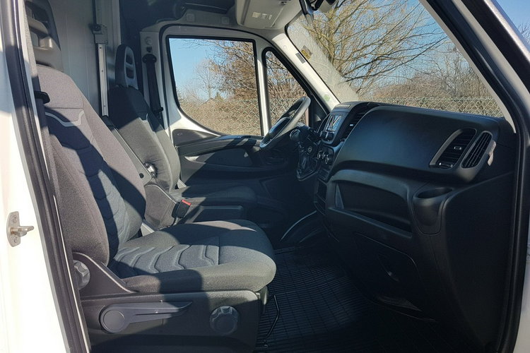 Iveco Daily KONTENER NISKOPODŁOGOWY 4.43x2.23x2.42 SKLEP BAR FOODTRUCK KAMPER AC zdjęcie 22