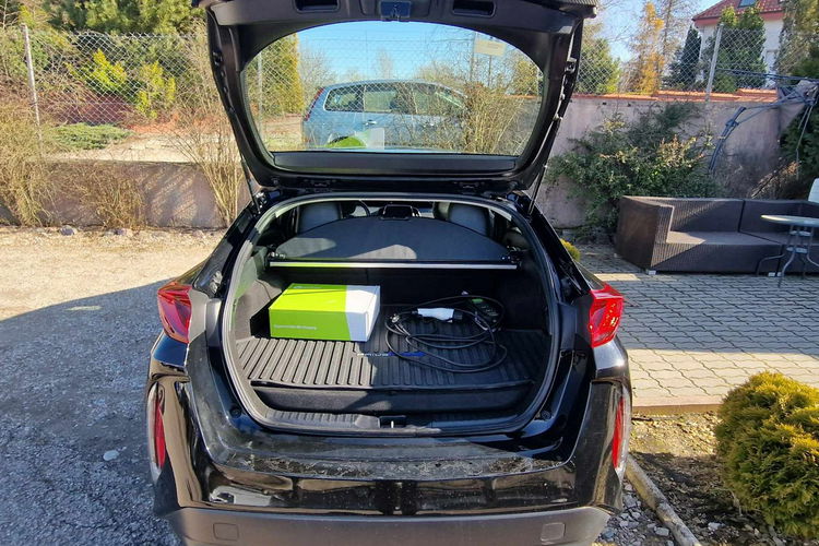 Toyota Prius 1.8 Plug-In Hybrid 32tyś.km StanB.D. zdjęcie 11