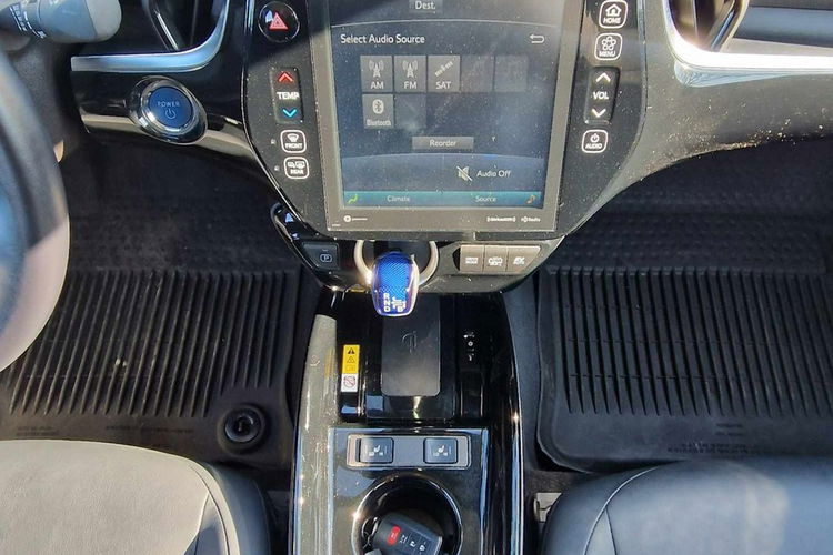 Toyota Prius 1.8 Plug-In Hybrid 32tyś.km StanB.D. zdjęcie 24