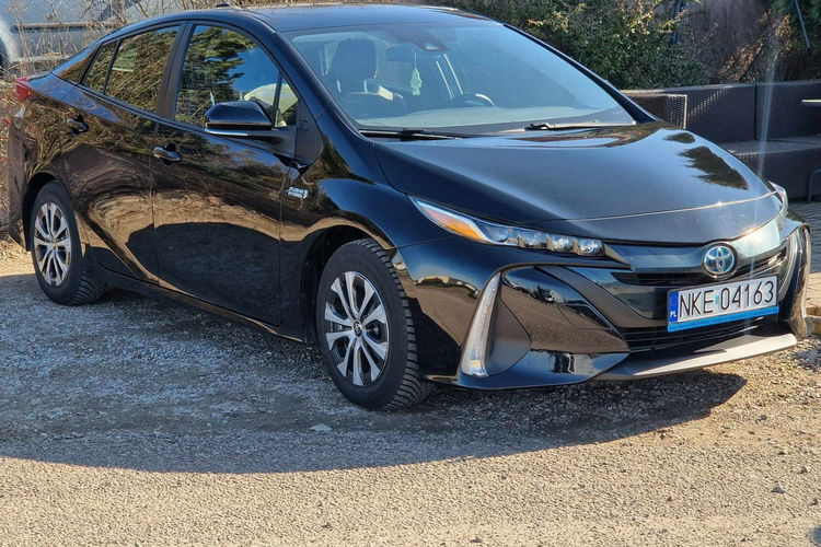 Toyota Prius 1.8 Plug-In Hybrid 32tyś.km StanB.D. zdjęcie 4
