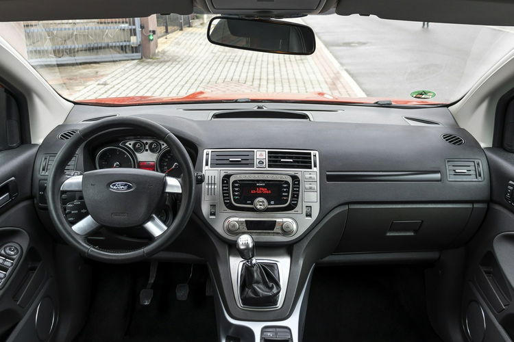 Ford Kuga 2.0_Diesel_140KM zdjęcie 18