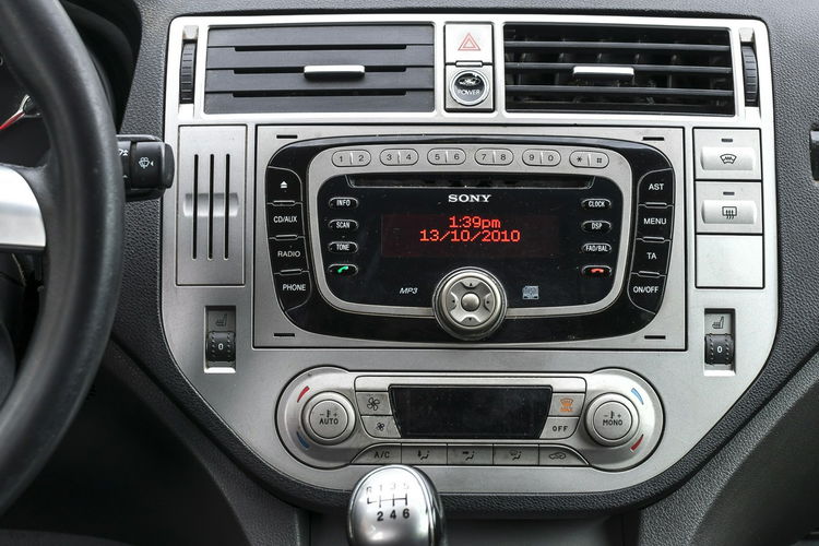 Ford Kuga 2.0_Diesel_140KM zdjęcie 19