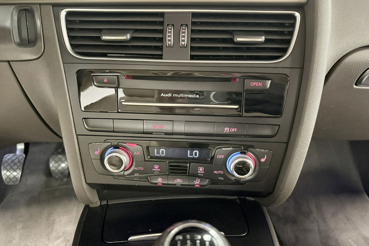 Audi A5 1.8 TFSi 170PS LIFT S-LINE Navi MMI Klimatronic KeyLessG BiXenon SPORT zdjęcie 22