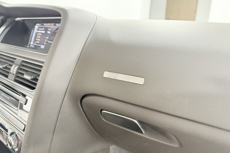 Audi A5 1.8 TFSi 170PS LIFT S-LINE Navi MMI Klimatronic KeyLessG BiXenon SPORT zdjęcie 32
