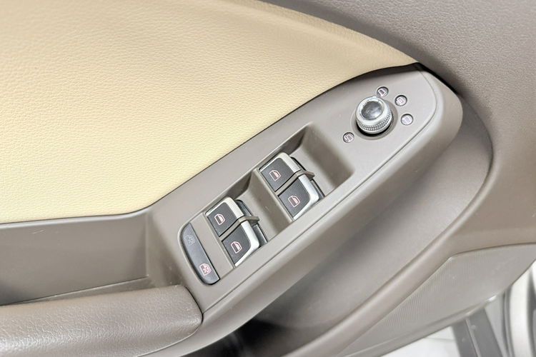 Audi A5 1.8 TFSi 170PS LIFT S-LINE Navi MMI Klimatronic KeyLessG BiXenon SPORT zdjęcie 34