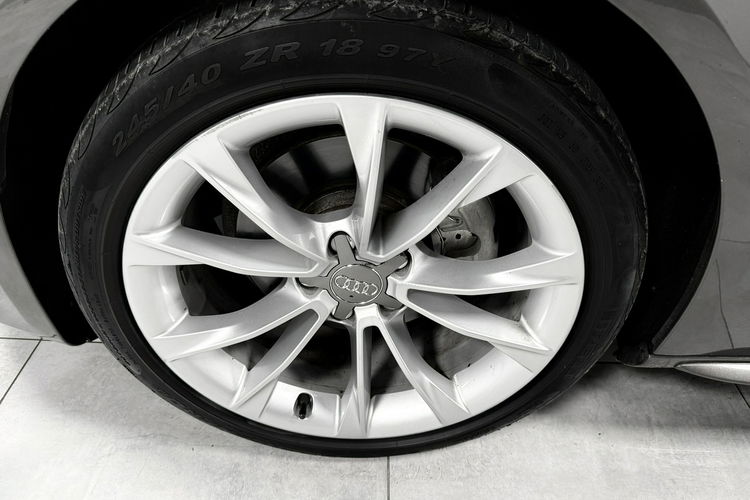 Audi A5 1.8 TFSi 170PS LIFT S-LINE Navi MMI Klimatronic KeyLessG BiXenon SPORT zdjęcie 8